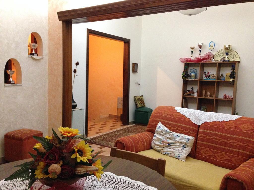 B&B Mar Tirreno Barcellona-Pozzo di Gotto Exterior foto