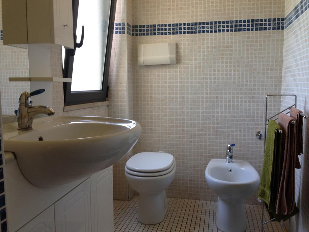 B&B Mar Tirreno Barcellona-Pozzo di Gotto Cameră foto