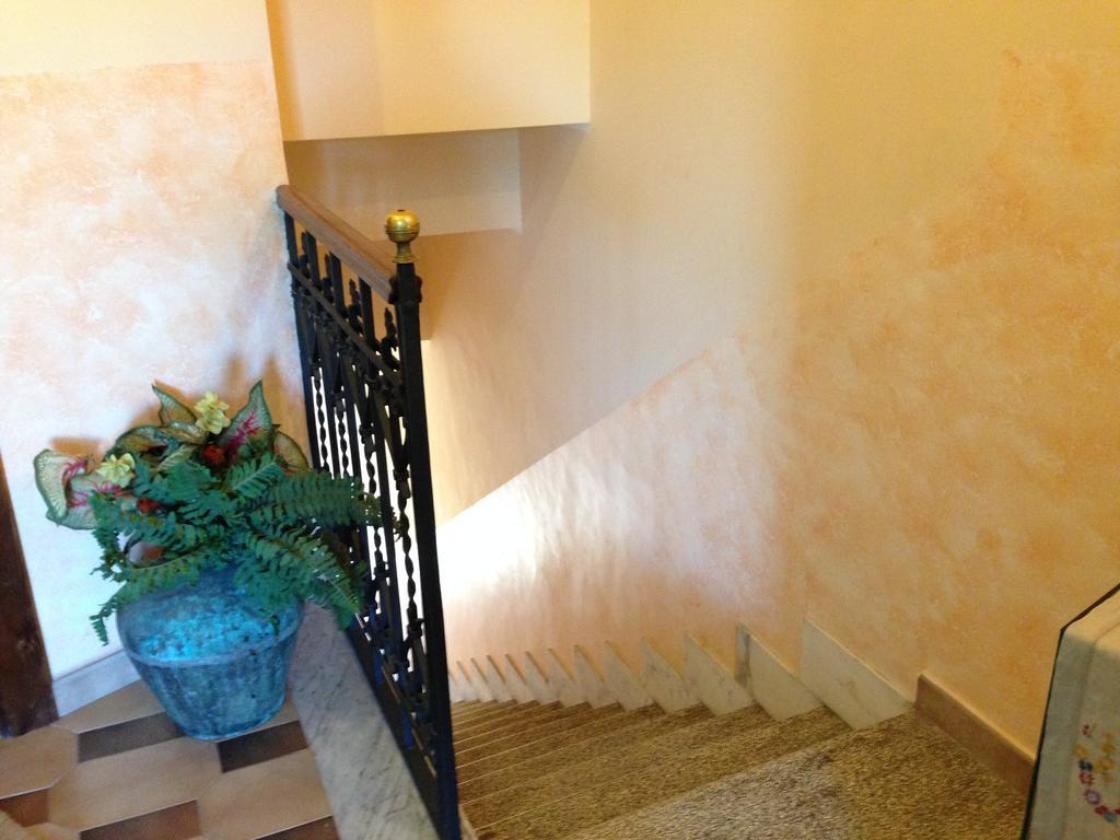 B&B Mar Tirreno Barcellona-Pozzo di Gotto Exterior foto