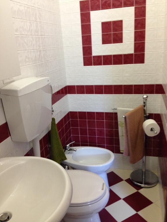 B&B Mar Tirreno Barcellona-Pozzo di Gotto Cameră foto